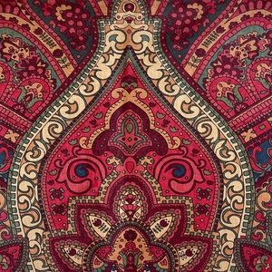 Pottery Barn Mira Paisley Rectangle Tablecloth 70x108inches